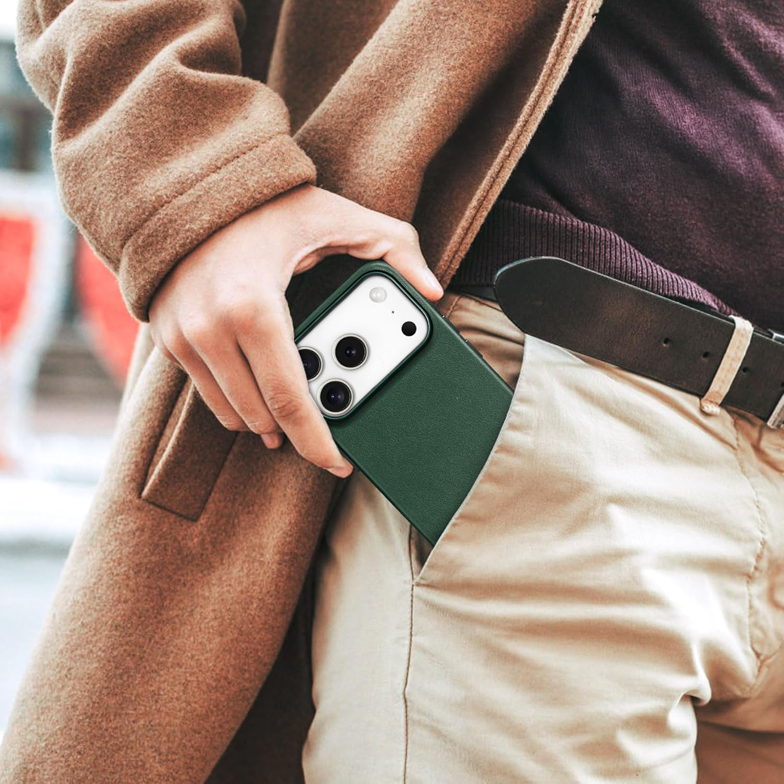 alkaya. | LUCID PU-Leder Case kompatibel mit Magsafe dunkelgrün, iPhone 17 Pro Max